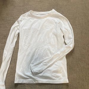 ⭐️athleta long sleeve